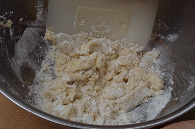 生地をまとめる